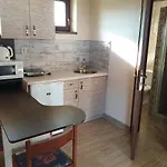 Apartment Forro