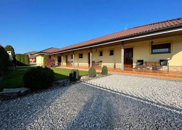 Forró Apartman Veľký Meder